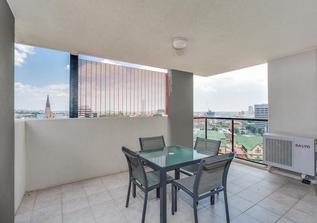 Republic Apartments Brisbane City Экстерьер фото